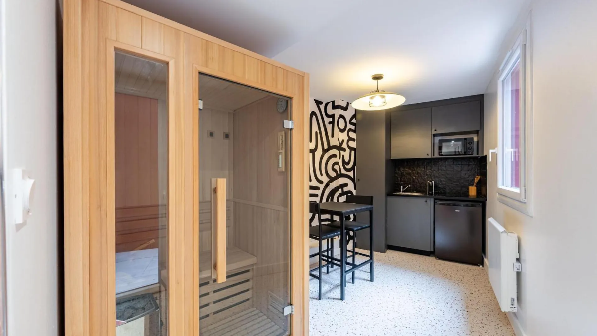 Le Dalmatie - Sauna - Jacuzzi - Clim - Gare Sncf Toulouse 0*,  France